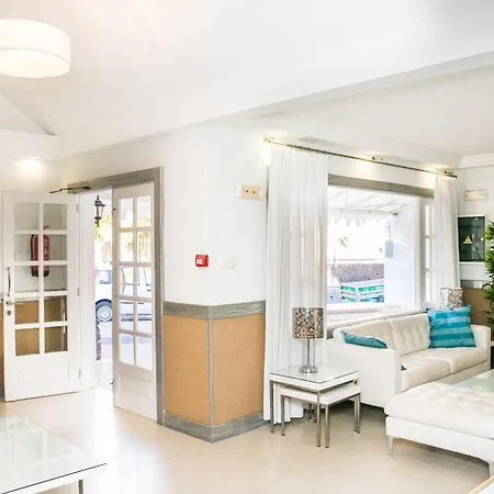 Livvo Gaviotas Apartmán *